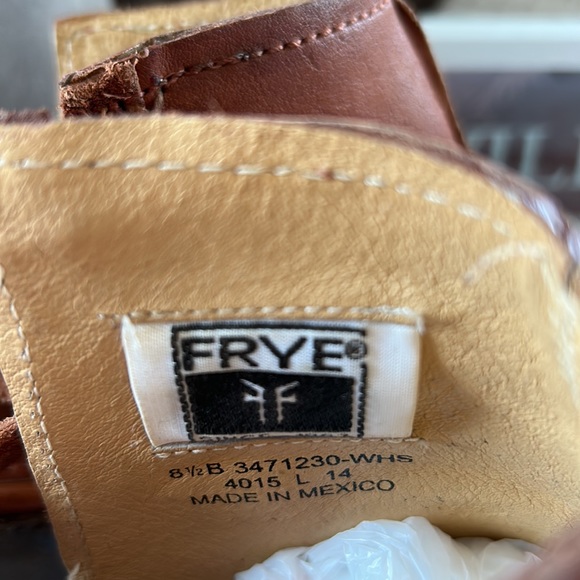 FRYE boho Izzy Artisan Sling Whiskey Washed Vintage Leather booties heels 8.5 - Picture 4 of 16